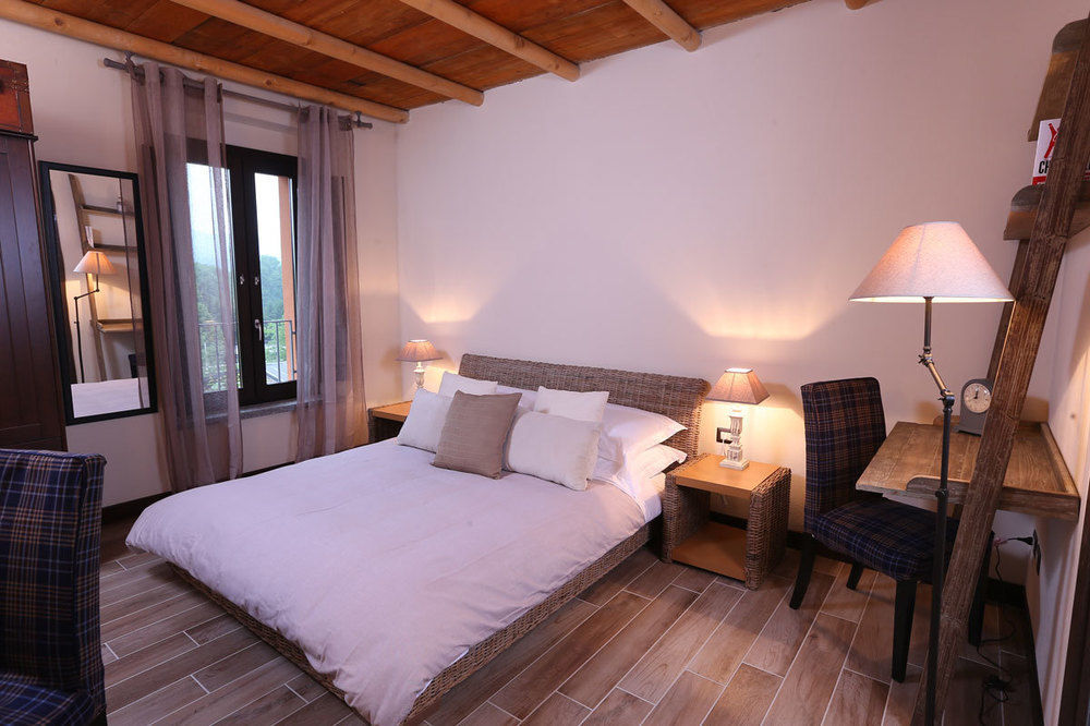 Equirelais Hotel Lomnago Exterior photo